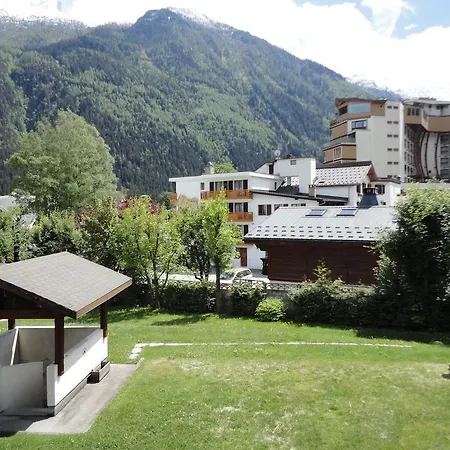 Les Jardins Du Mont Blanc Apartment *